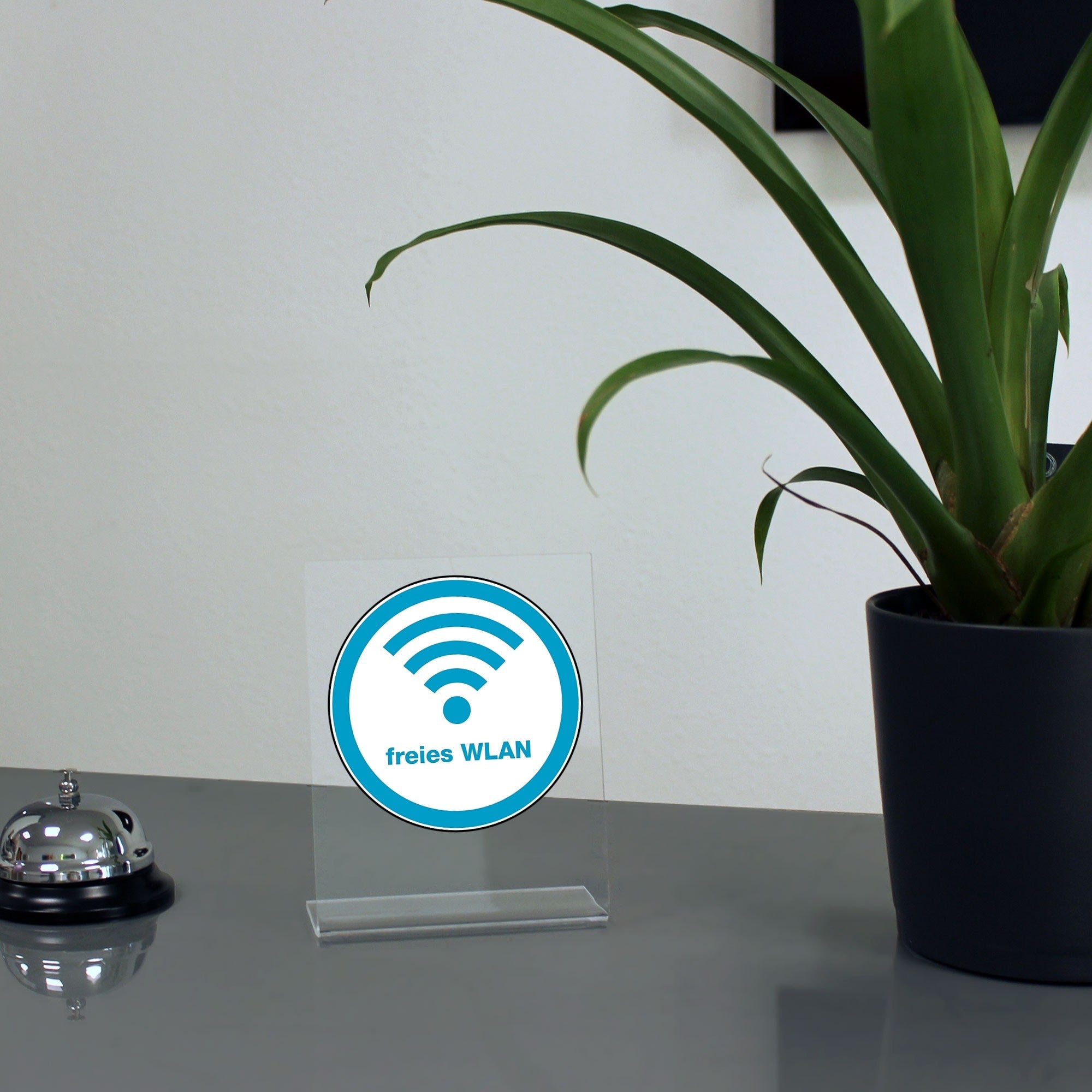 Acrylaufsteller "freies Wlan" (ca.100x150 mm)"
