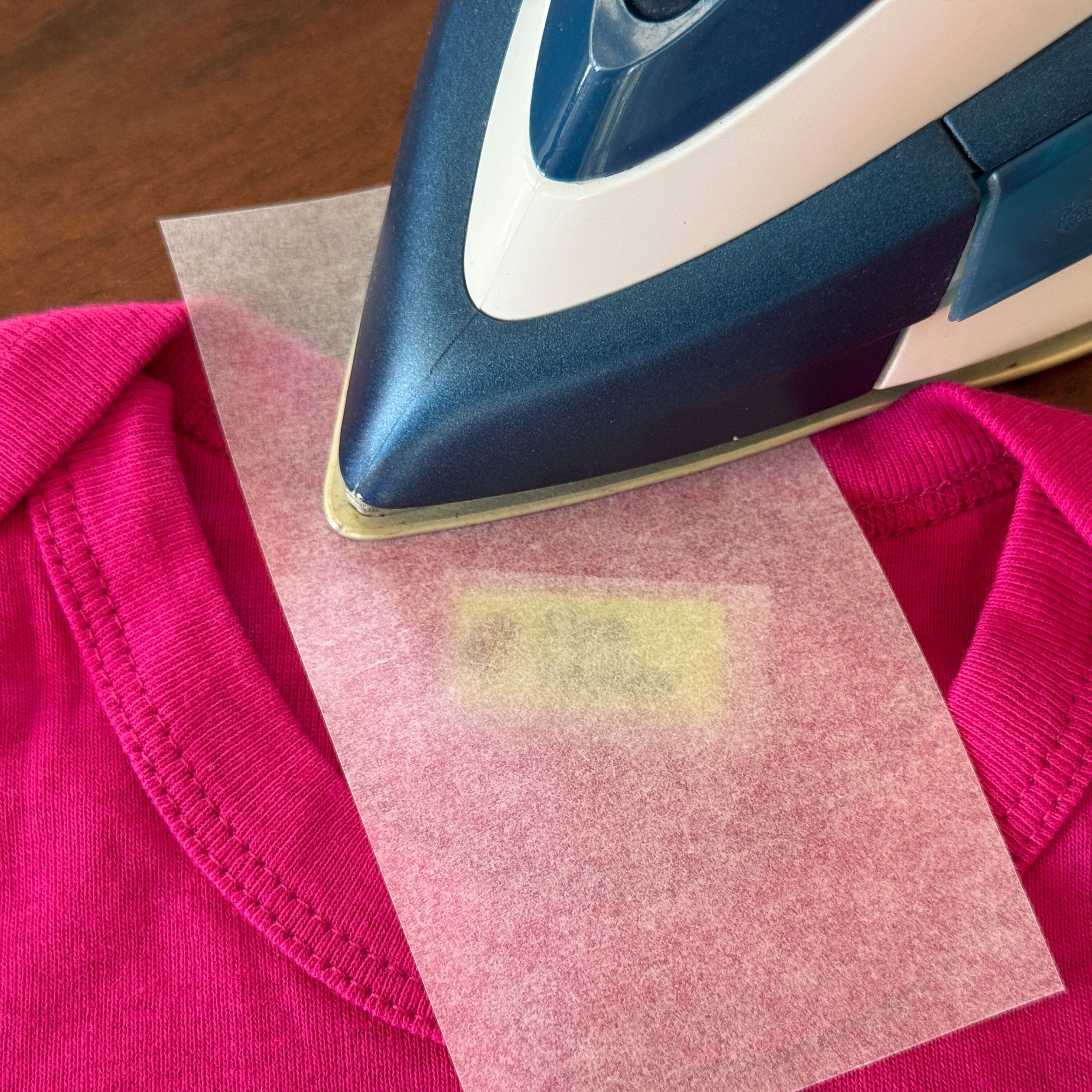 Bügeleitketiketten für Kinder, 30x13 mm, 225 Stück zum Aufbügeln, mit bunten Motiven, auf Kinderkleidung angebrachte Etiketten