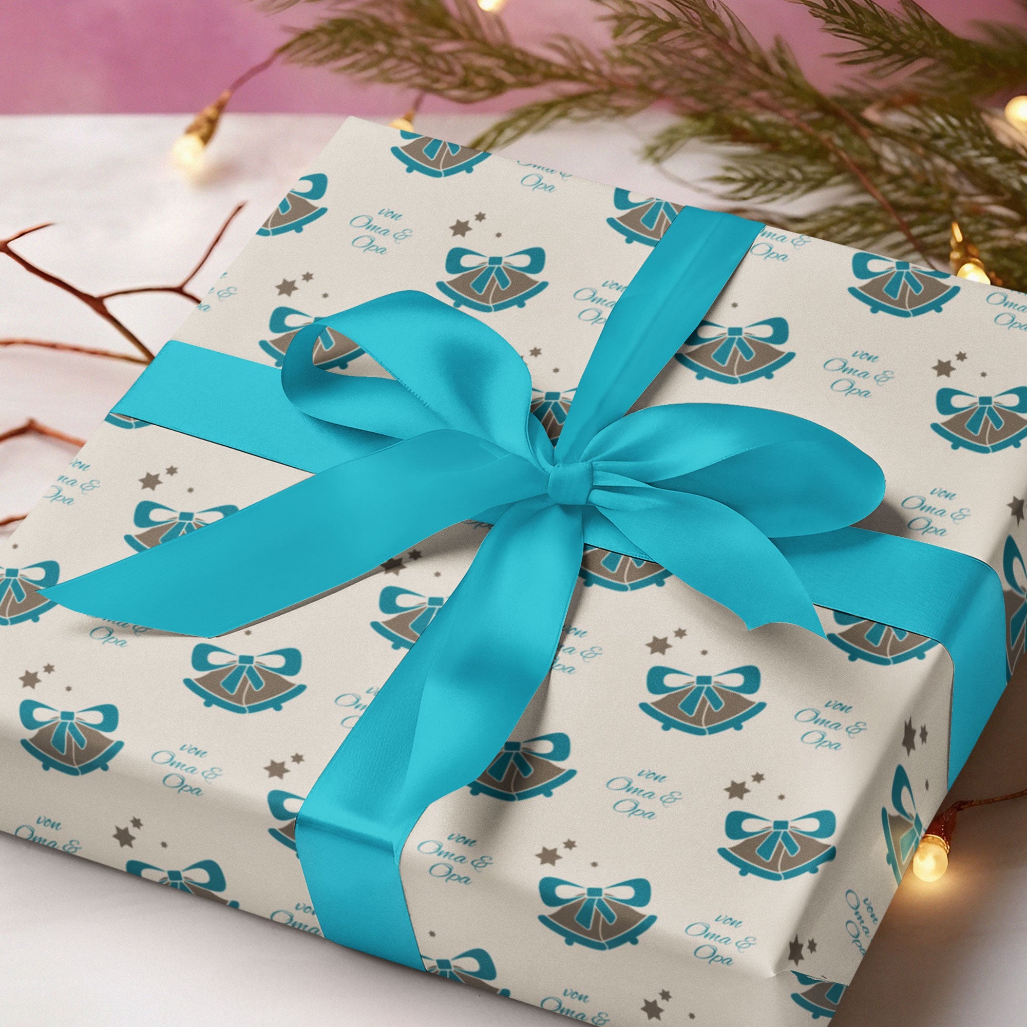 Geschenkpapier mit individuellem Druck von aufkleberdrucker.de, buntes Verpackungspapier mit personalisiertem Design, Geschenkidee