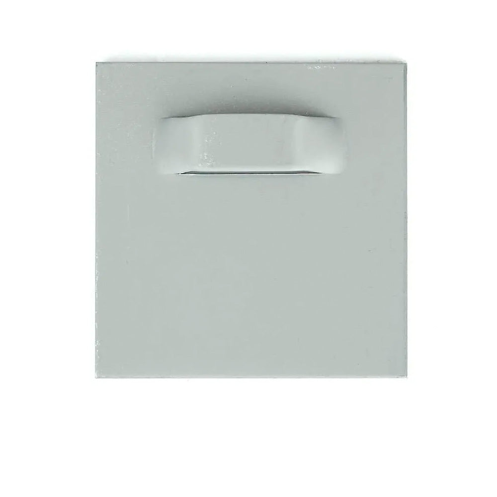Zwei Haftbleche 45x45 mm mit Öse und Dübel für Schilderbefestigung, in einem Set, aufkleberdrucker.de.