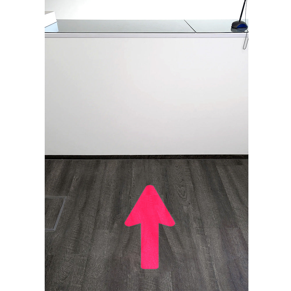 Zwei pinke Fußbodenaufkleber mit Pfeil, 400x160 mm, als Richtungsweiser für Orientierung auf dem Boden.