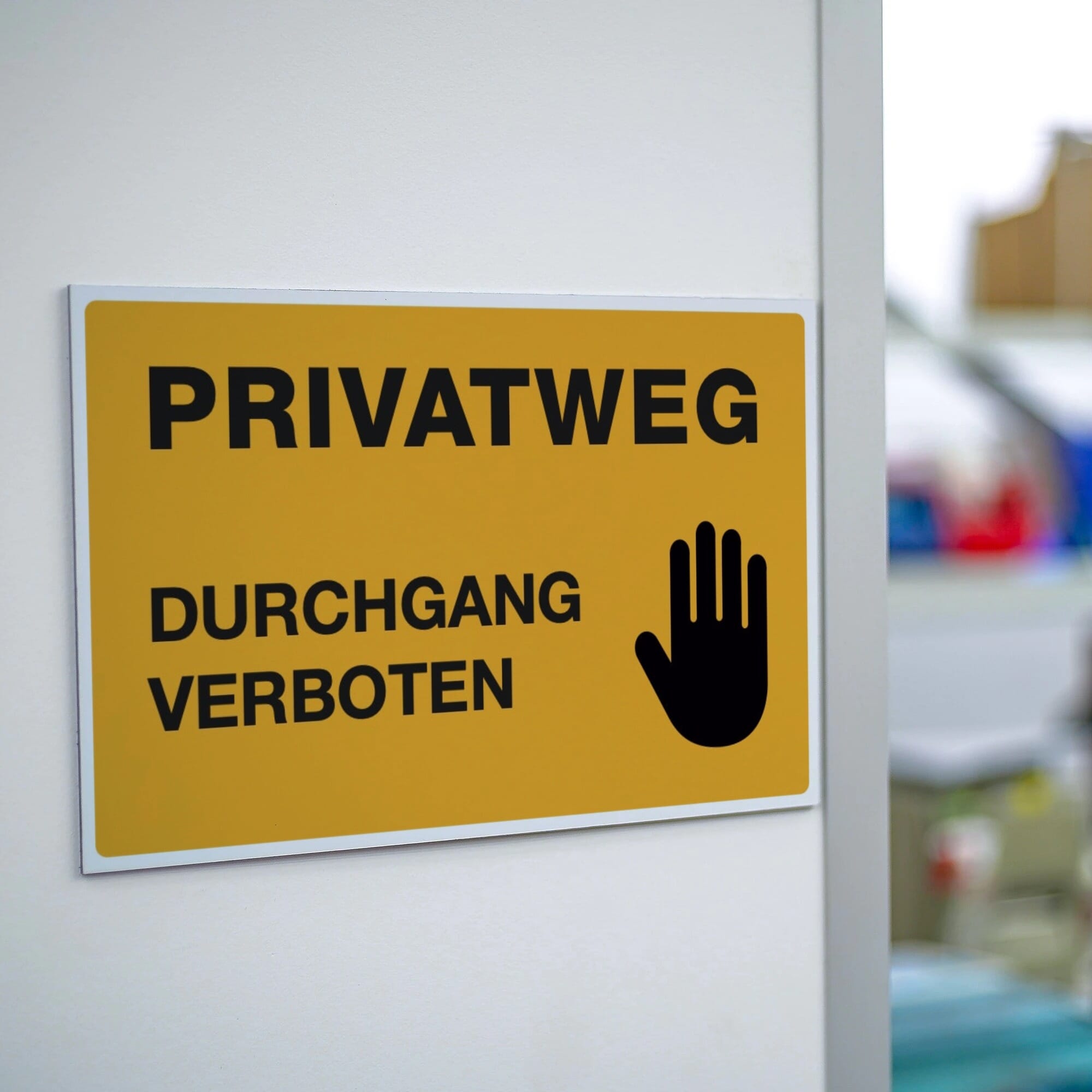 Gelbes Aluminium-Verbundschild "Privatweg" mit Durchgangsverbot, 300x200x4 mm, aufkleberdrucker.de