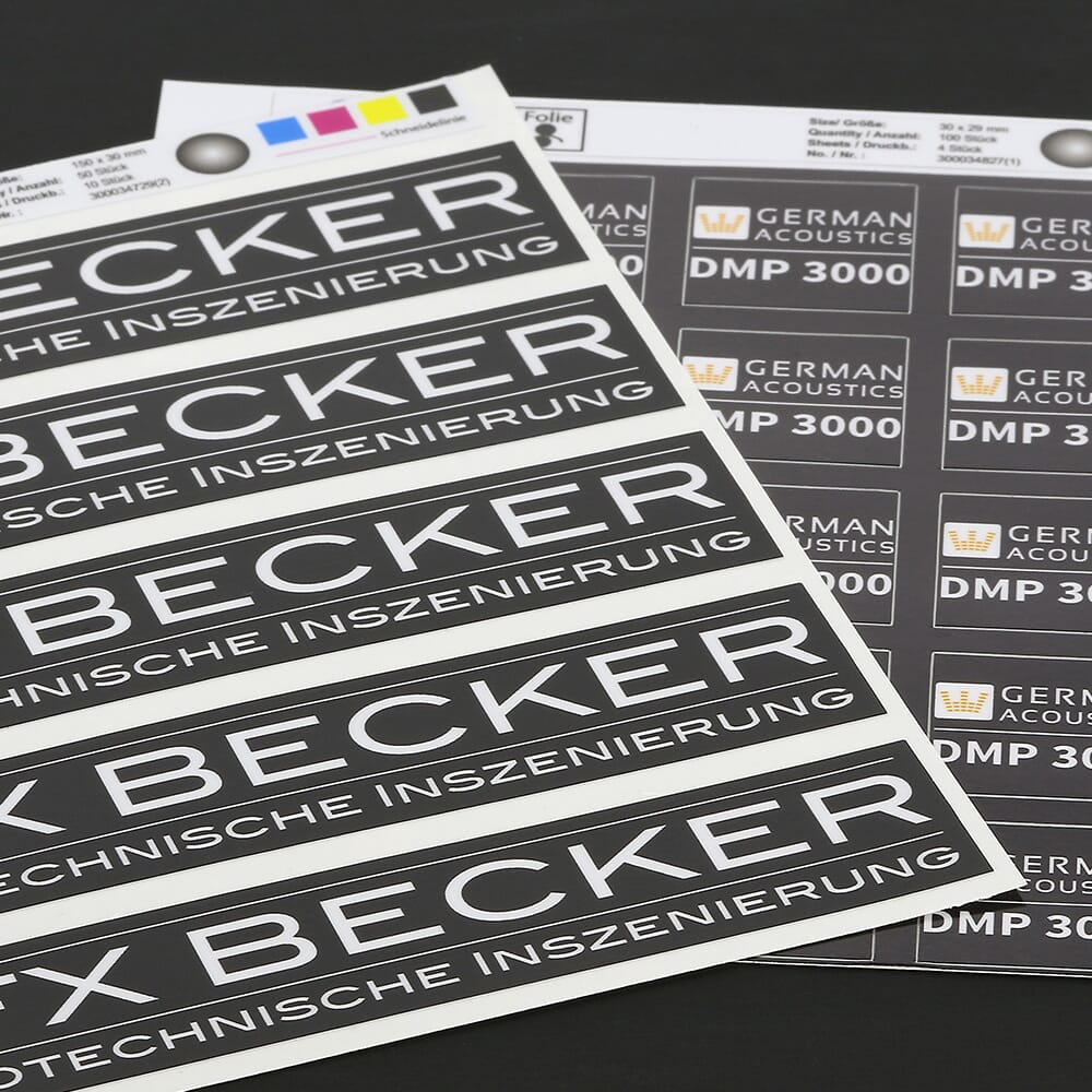 Digitaldruck-Aufkleber aus Vinyl in verschiedenen Formen und Größen — aufkleberdrucker.de