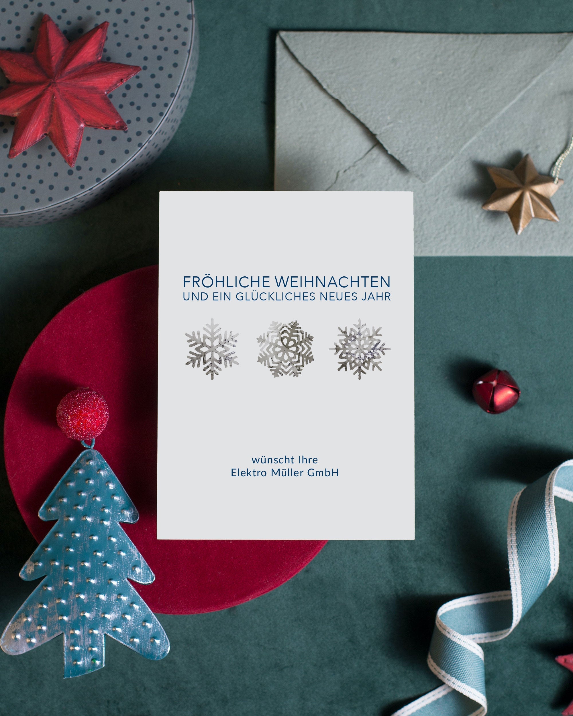 Weihnachtskarte im DIN A6-Format mit Umschlag, personalisiert mit Logo oder Namen, festliches Weihnachtsmotiv, von aufkleberdrucker.de
