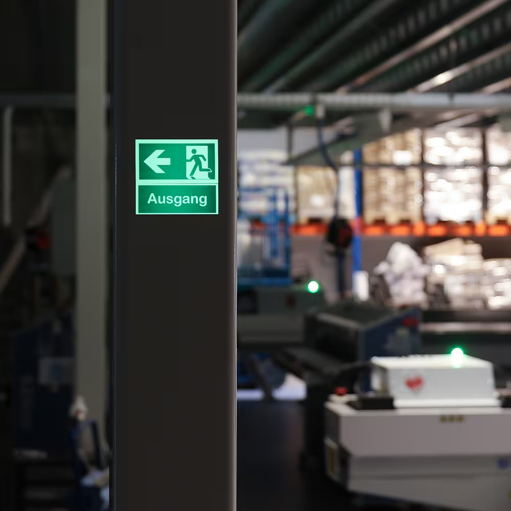 Phosphoreszierende Folienaufkleber - Nachleuchtfolie Leuchtfolie (bis zu 5 Jahre) - aufkleberdrucker.de