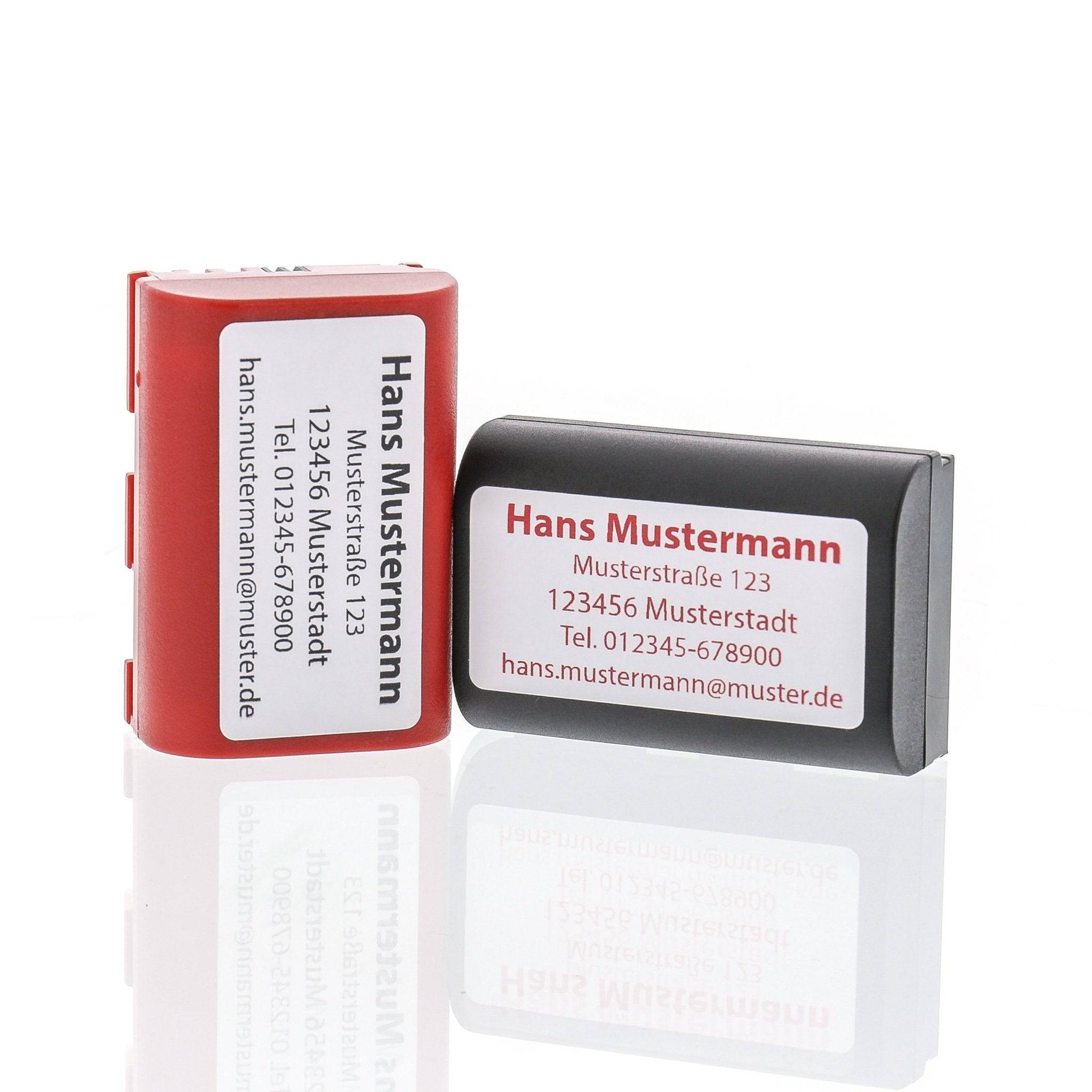 Adressaufkleber im Spenderkarton, 60x30mm, von adressaufkleber-fabrik.de, mit weißem Hintergrund und schwarzen Beschriftungen